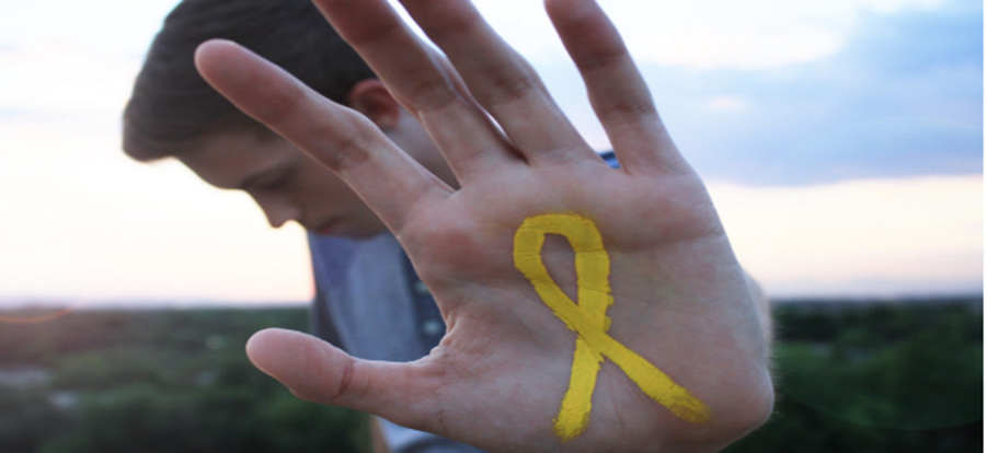 Fita amarela é símbolo dos movimentos de conscientização sobre o suicídio. Foto: Jared Keener (CC)